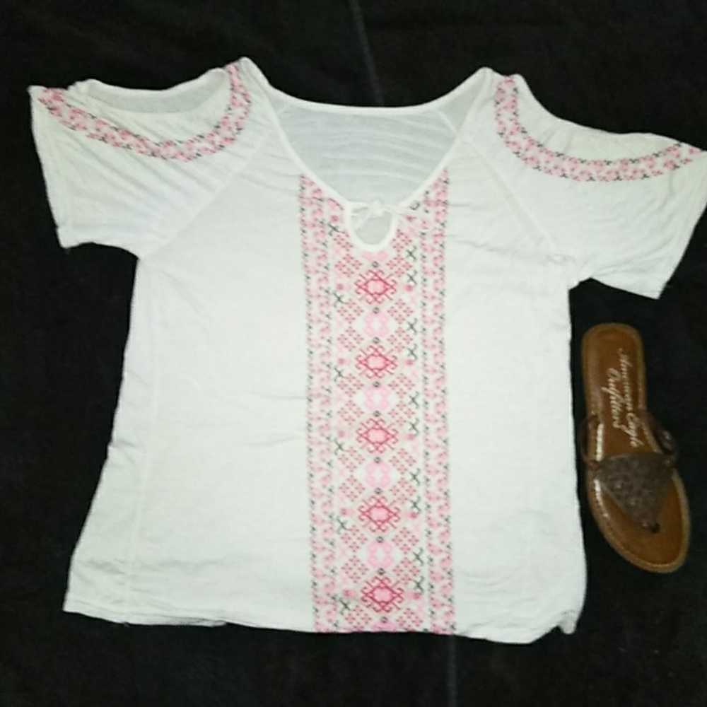 Cold shoulder shirt